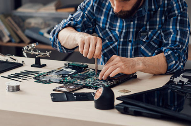 Comprehensive Study of the Medical Equipment Repair & Maintenance Ecosystem